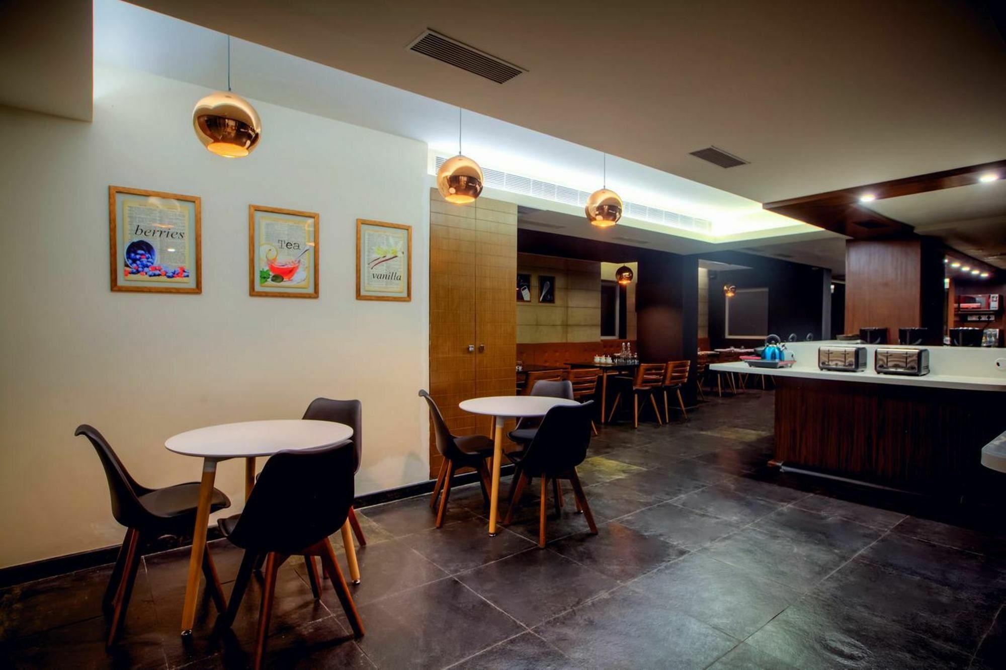 Minla Hotel Bangalore Dış mekan fotoğraf