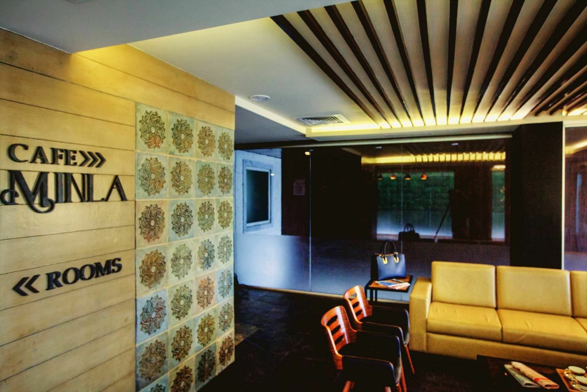 Minla Hotel Bangalore Dış mekan fotoğraf