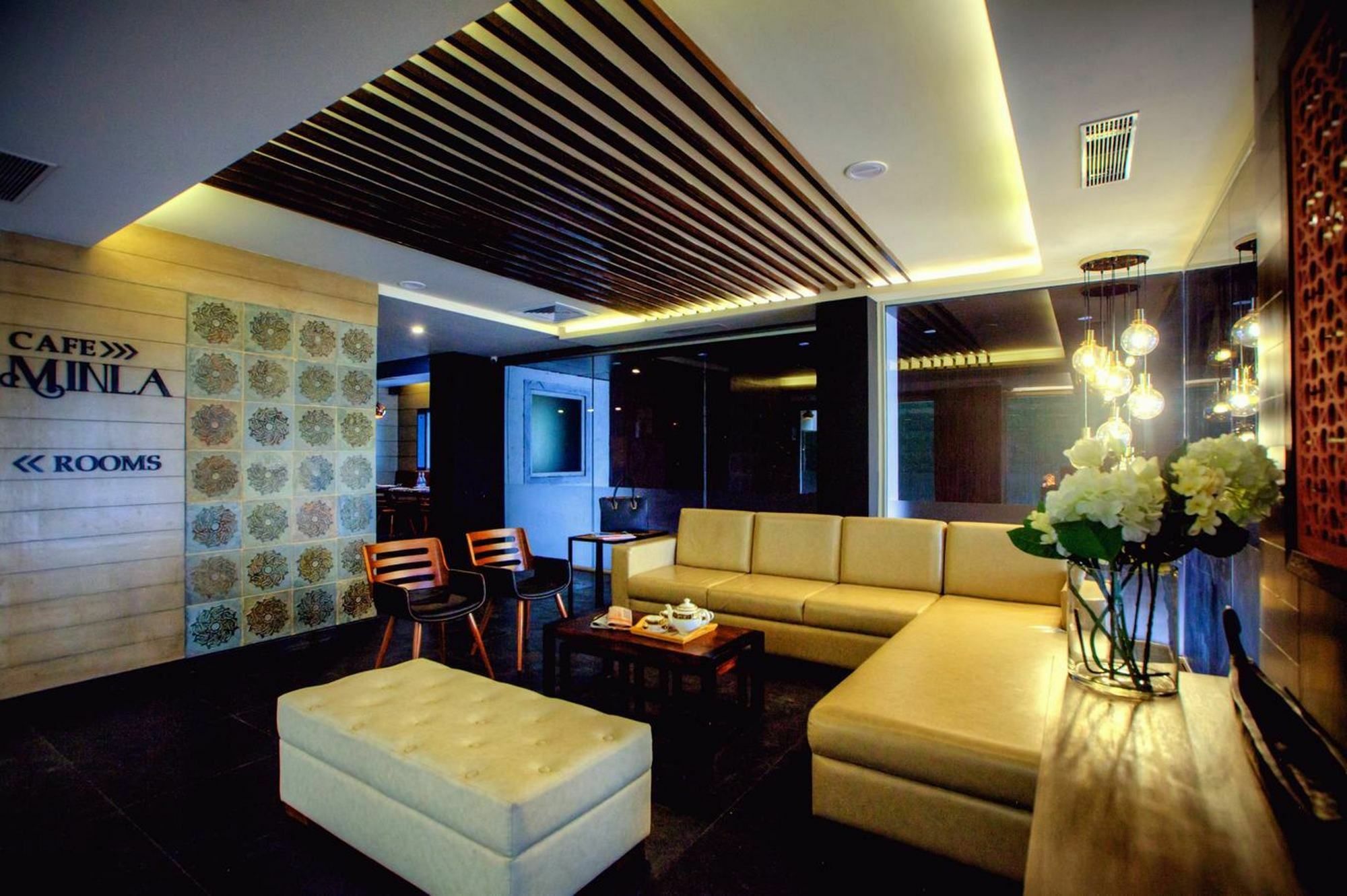 Minla Hotel Bangalore Dış mekan fotoğraf