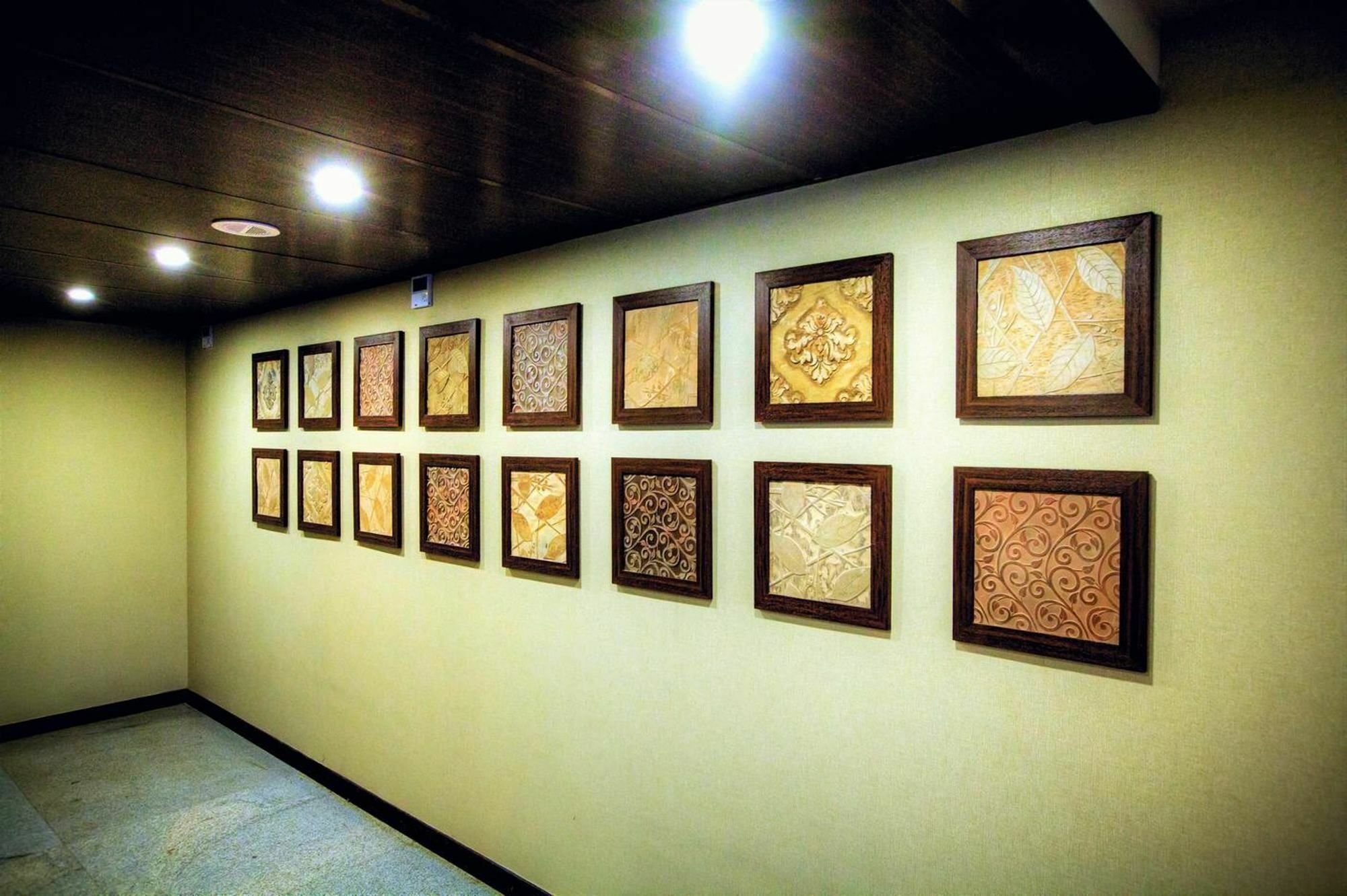 Minla Hotel Bangalore Dış mekan fotoğraf